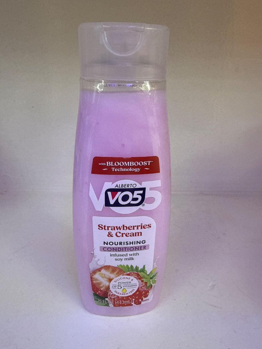 Vo5 conditioner strawberry&cream 443ml