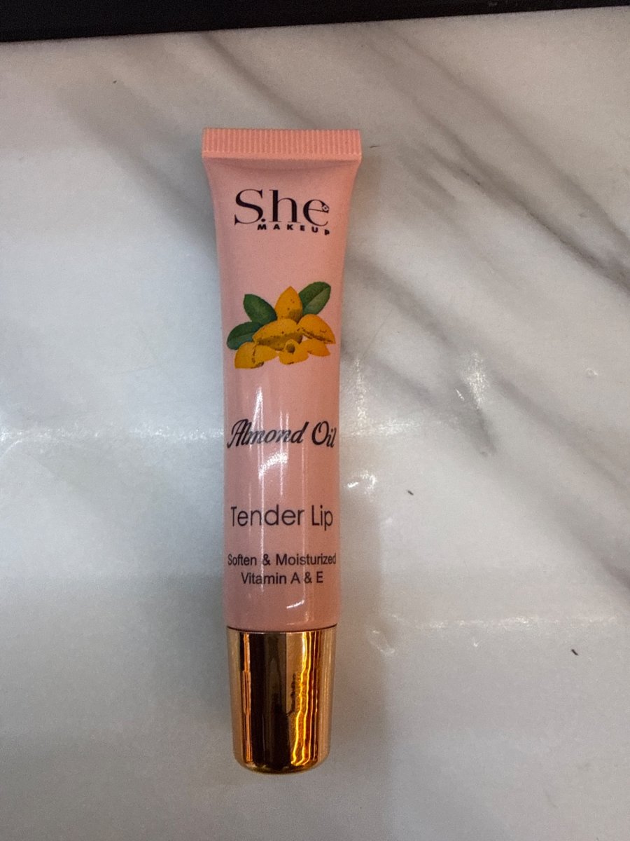 She Makeup tender lip Almond Oil
